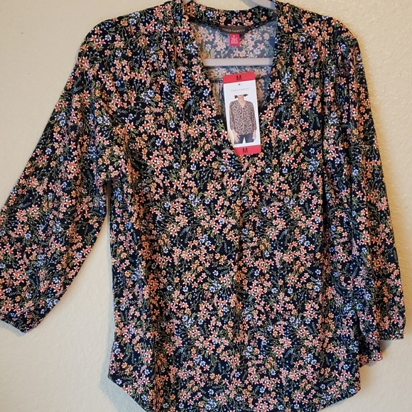 Vince Camuto Navy Floral Top - Picture 2 of 7